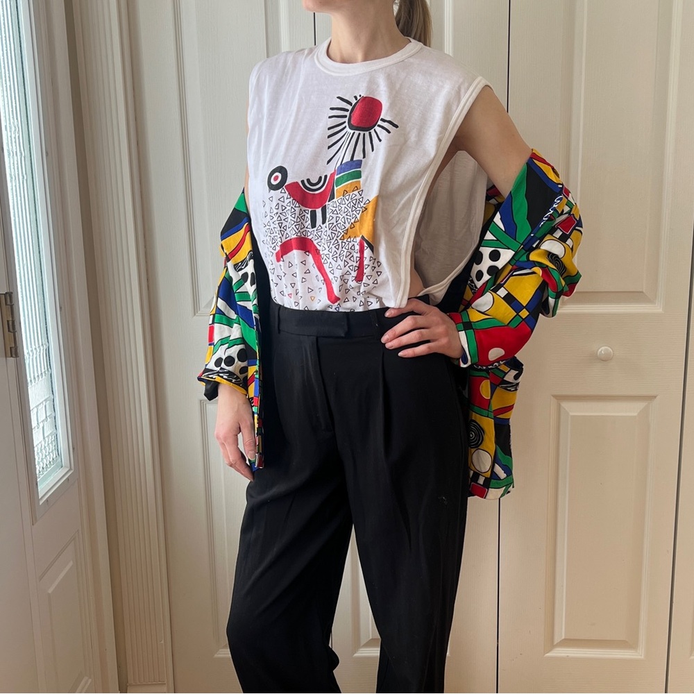 Vintage White Abstract Bird Tank Top - Picture 2 of 5